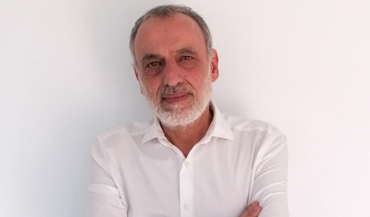 Ο Χόνδρος λέει χονδράδες δίχως καμία ντροπή.