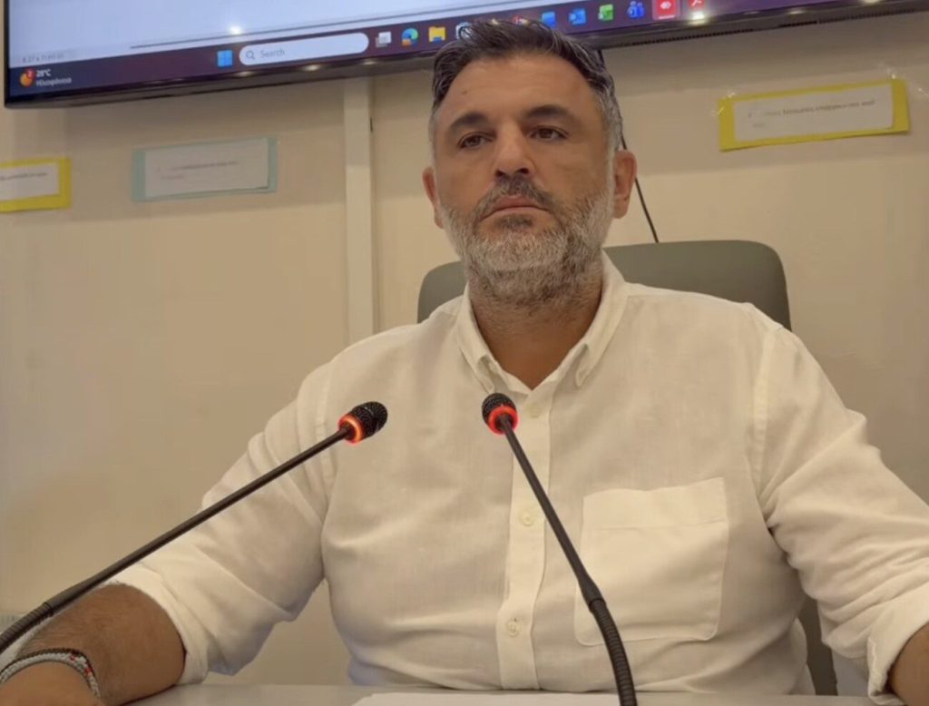 Η “υψηλών προδιαγραφών” αποτυχία της ΔΕΥΑΡ – Πώς τα κοπρανώδη λύματα αποδομούν το αφήγημα Βαγιανού